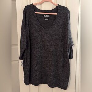 Torrid Super Soft Plush Top. Size 3 (22/24)